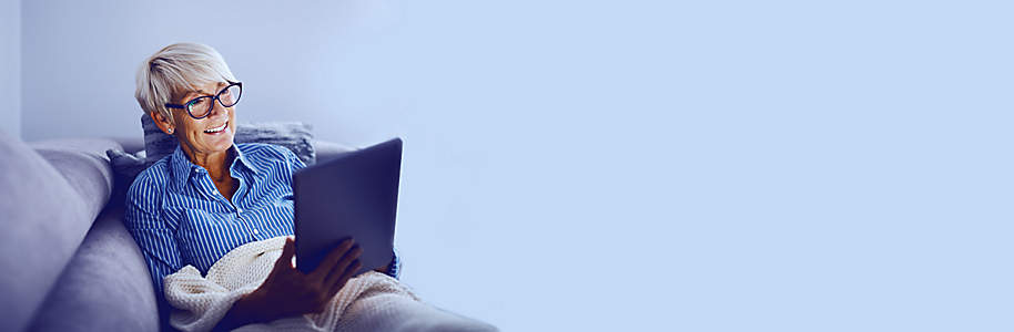##eBooks bieten tolle Vorteile für Vielleser##
Auf einem eBook-Reader können meist mehrere tausend eBooks gespeichert werden. eBooks nehmen keinen Platz im Bücherregal weg. Besonders praktisch ist auch, dass Sie sich den Weg zur Buchhandlung oder die lange Wartezeit auf eine Buchsendung sparen können, denn eBooks können Sie mit wenigen Klicks herunterladen und dann sofort lesen.