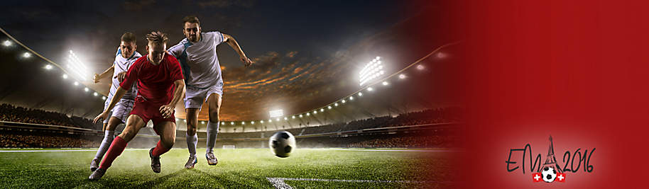 #Fussball-EM 2016 in Frankreich
Vom 10. Juni bis am 10. Juli fand die EM in Frankreich statt. Wir haben gefiebert und gehofft. Daumen gedrückt und für unsere Lieblingsmannschaft geschwitzt. Nun gibt es hier das grosse Buch der Euro 2016 mit den schönsten Momenten der Europameisterschaft!