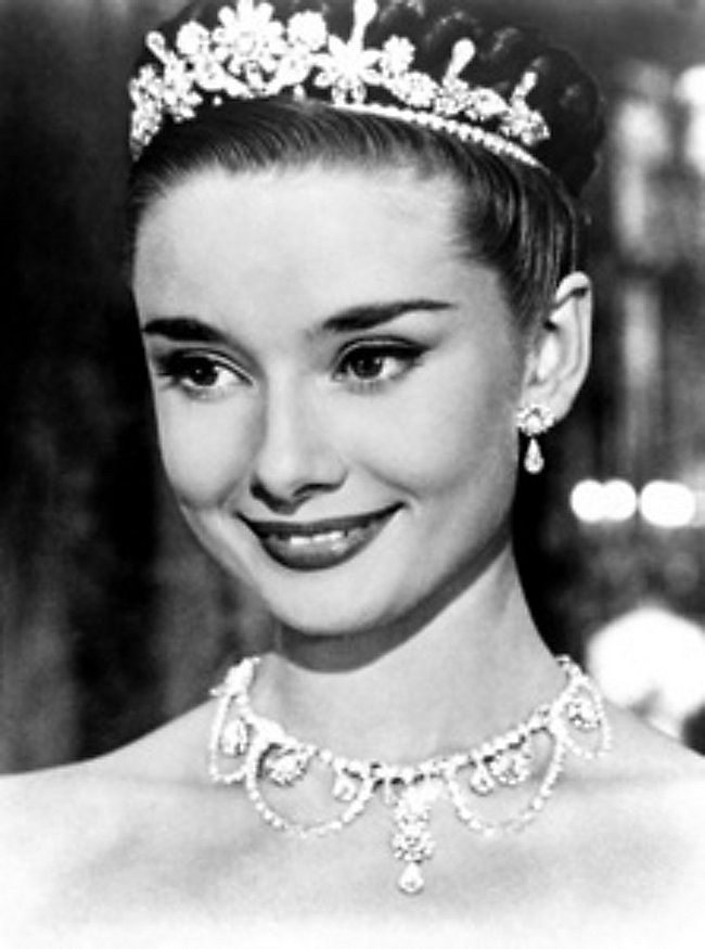 Ein Herz und eine Krone DVD bei Weltbild.de bestellen - Audrey Hepburn Ein Herz Und Eine Krone