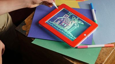 Цветные планшеты. Планшет для рисования светом «Волшебная доска» Magic Pad. Планшет для рисования светом детский Magic Pad. Планшет для рисования с подсветкой Мэджик. Планшет для рисования детский с подсветкой.